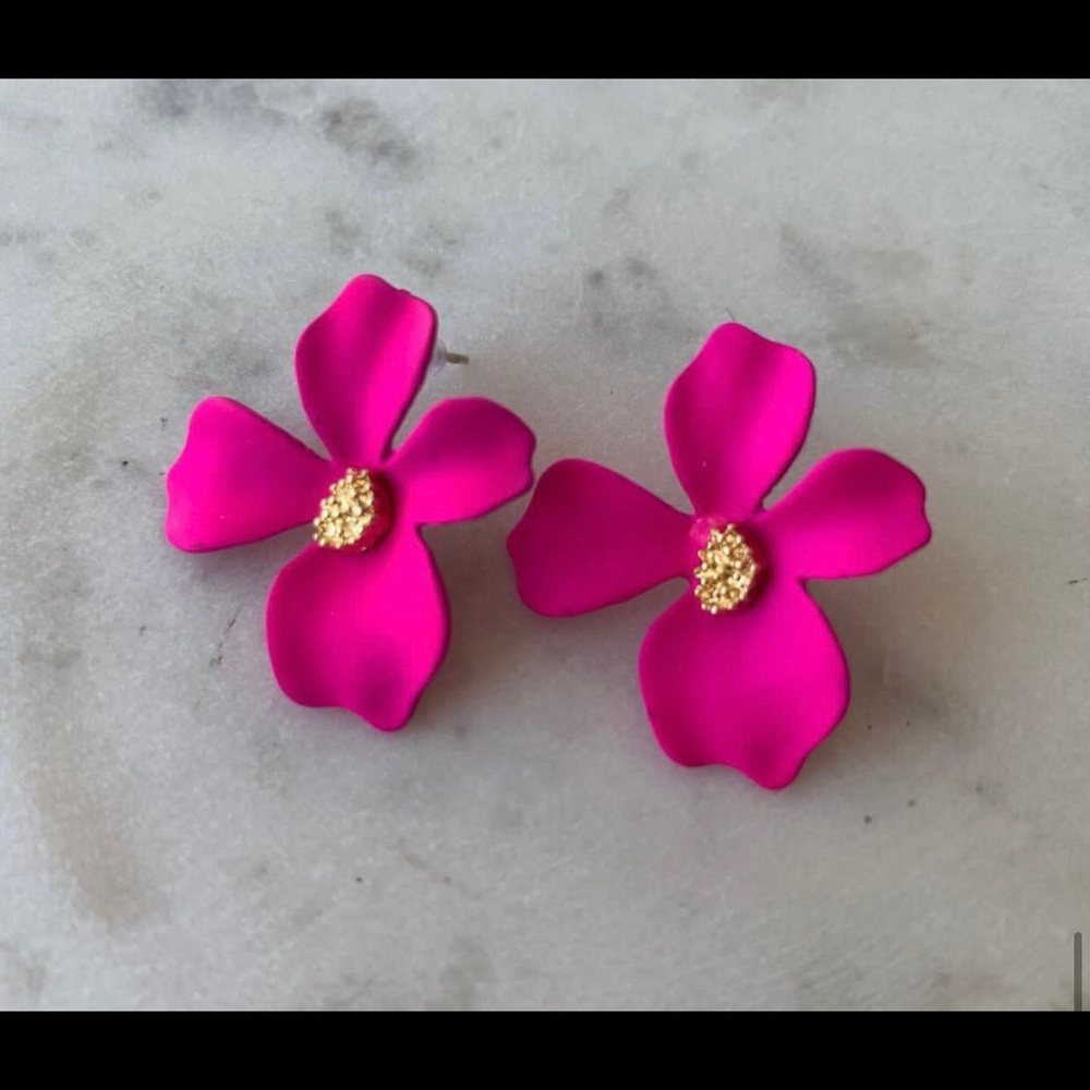 BEAUTIFUL PINK EARRINGS
